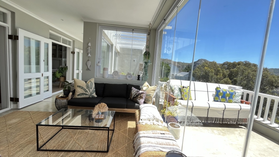 4 Bedroom Property for Sale in Simons Kloof Western Cape